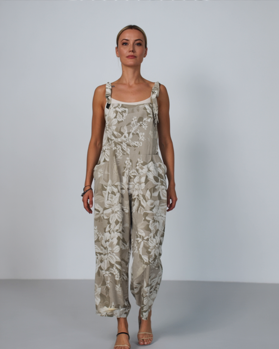 Kajakøbenhavn | Jumpsuit med vintage blomsterprint