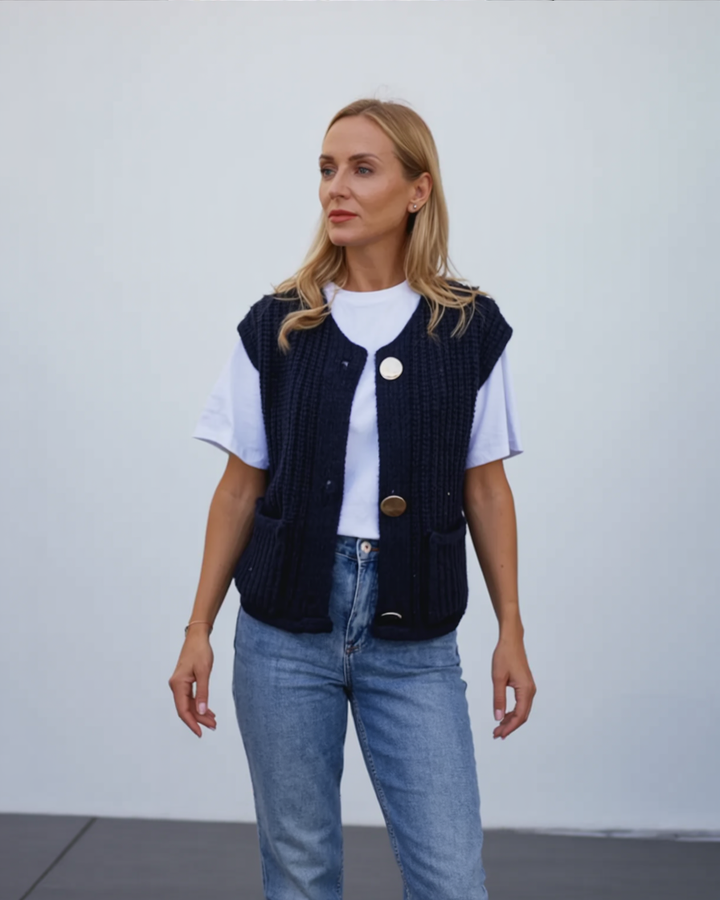 Fenja | Chic lagerstrikket vest